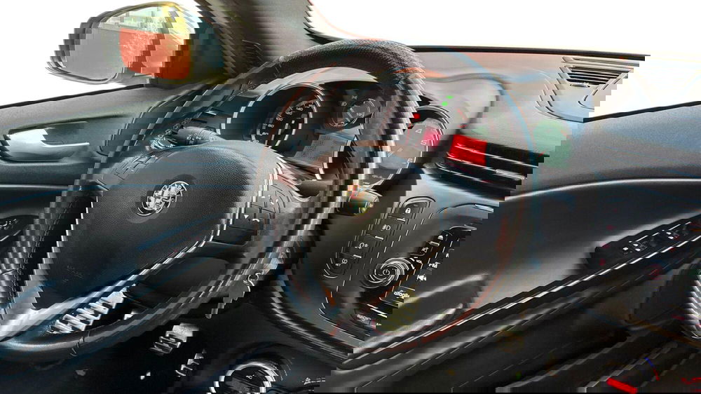 Alfa Romeo Giulietta usata a Treviso (7)