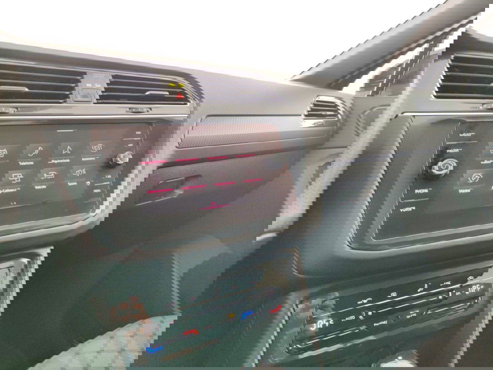 Volkswagen Tiguan usata a Massa-Carrara (12)