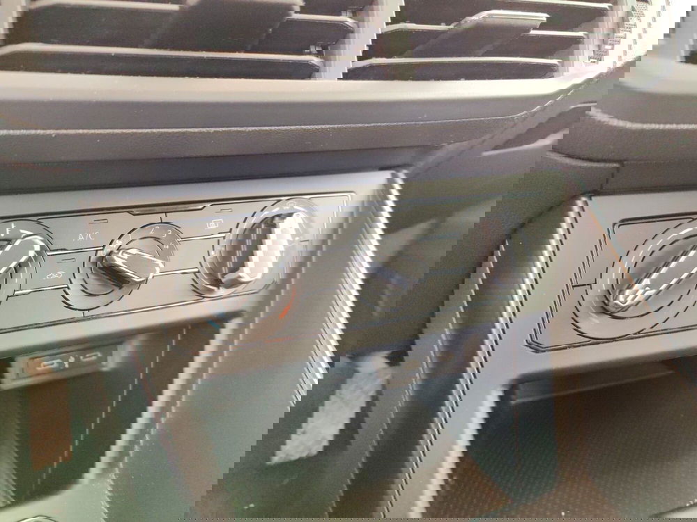 Volkswagen Polo usata a Massa-Carrara (14)