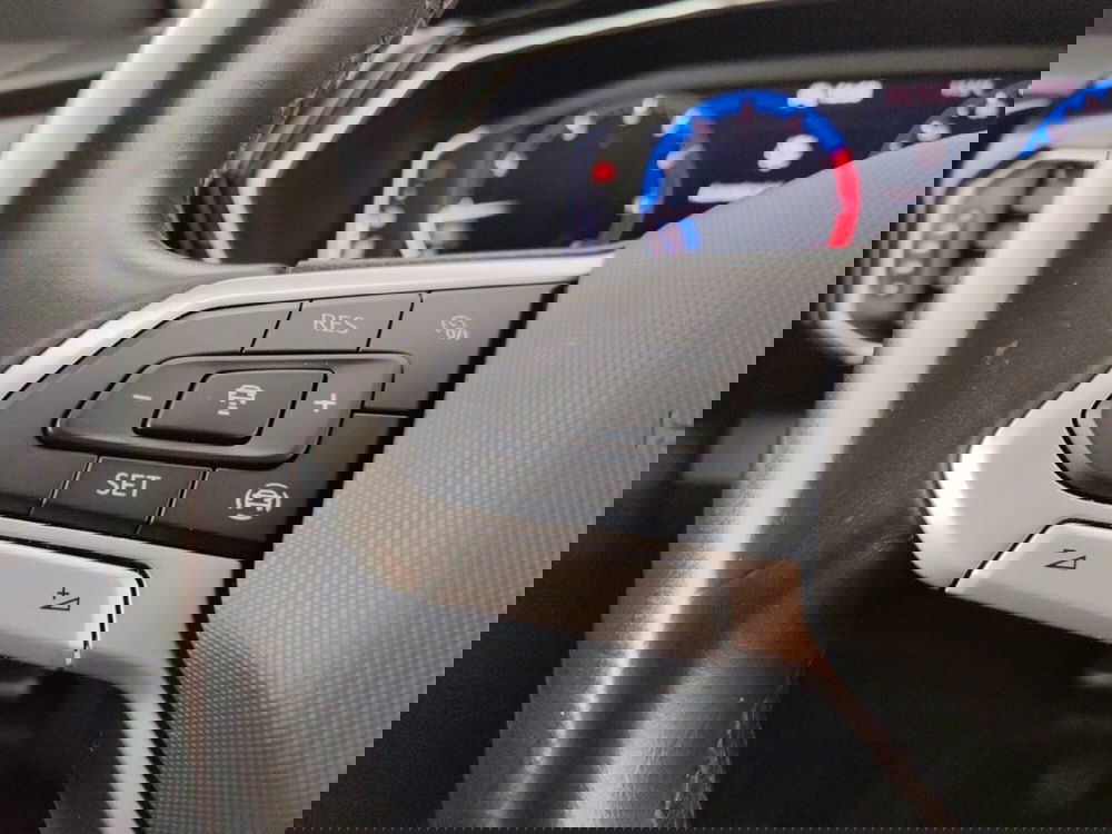 Volkswagen T-Cross usata a Massa-Carrara (14)