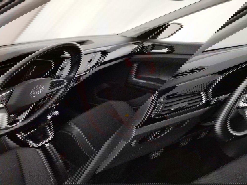 Volkswagen T-Cross usata a Massa-Carrara (8)