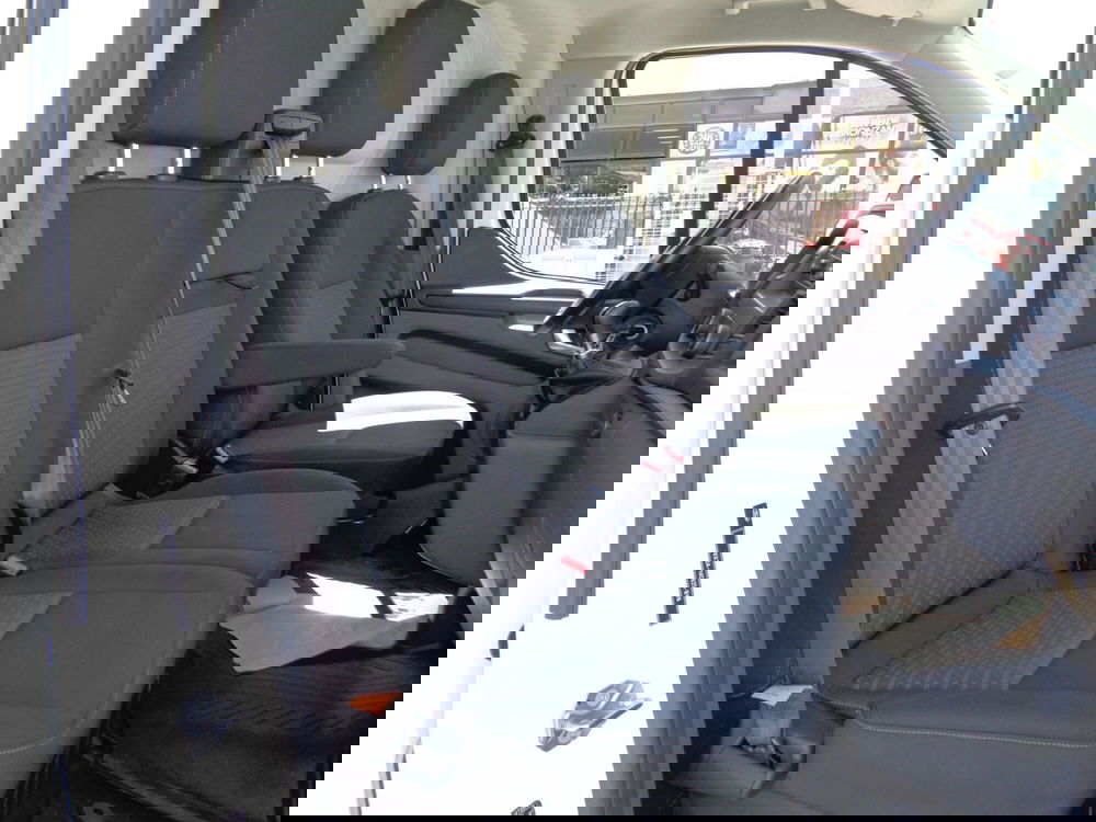 Ford E-Transit Custom Furgone usata a Belluno (13)