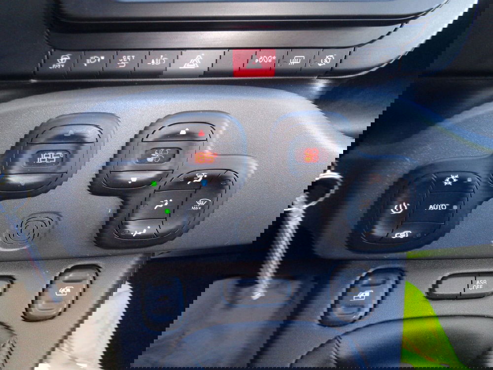 Fiat Panda Cross usata a Treviso (14)