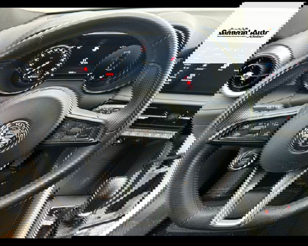 Alfa Romeo Tonale usata a Lucca (11)