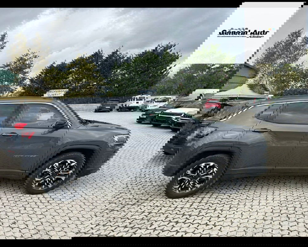 Jeep Compass usata a Lucca (9)