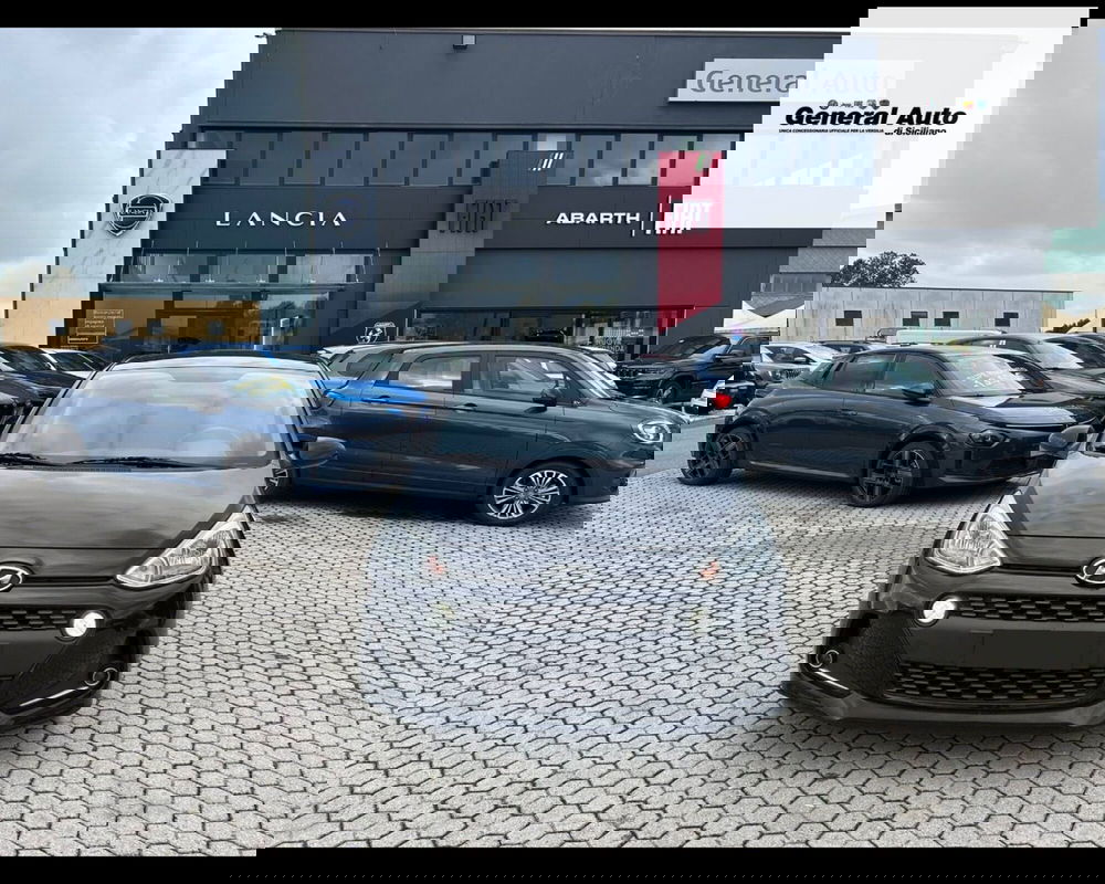 Hyundai i10 usata a Lucca (2)