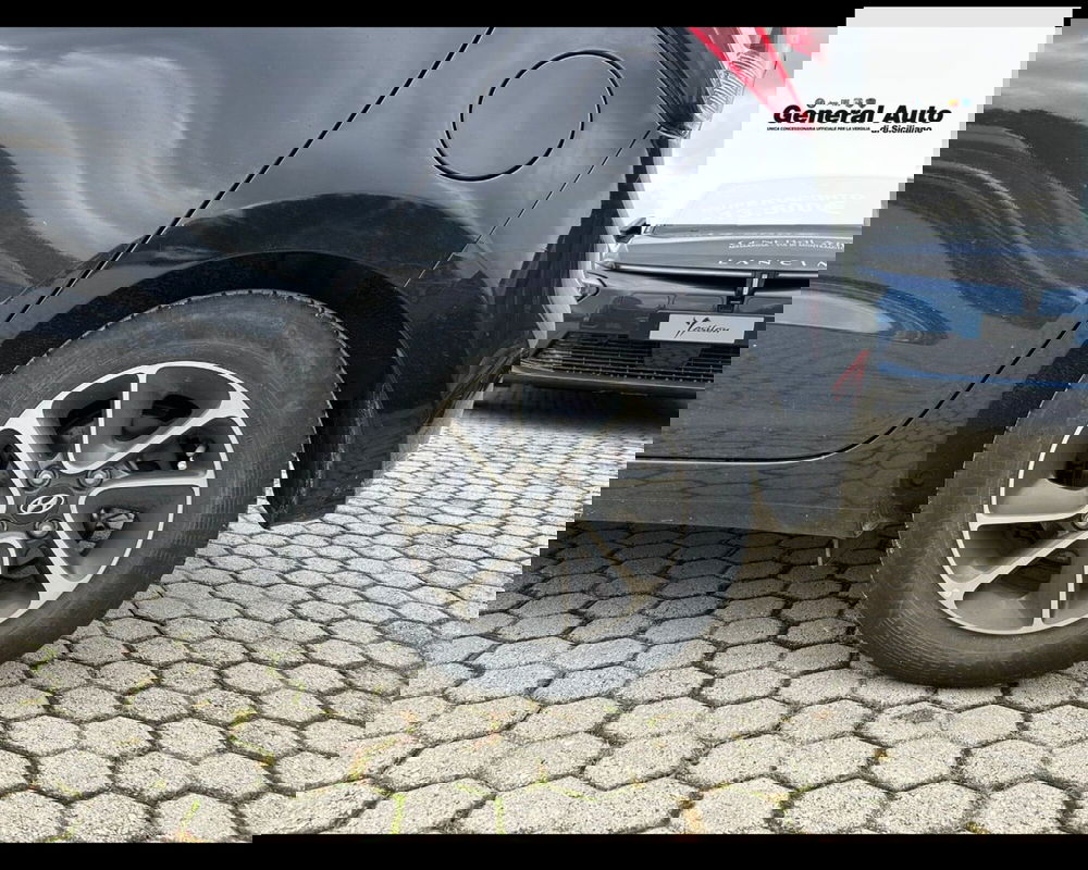 Hyundai i10 usata a Lucca (9)