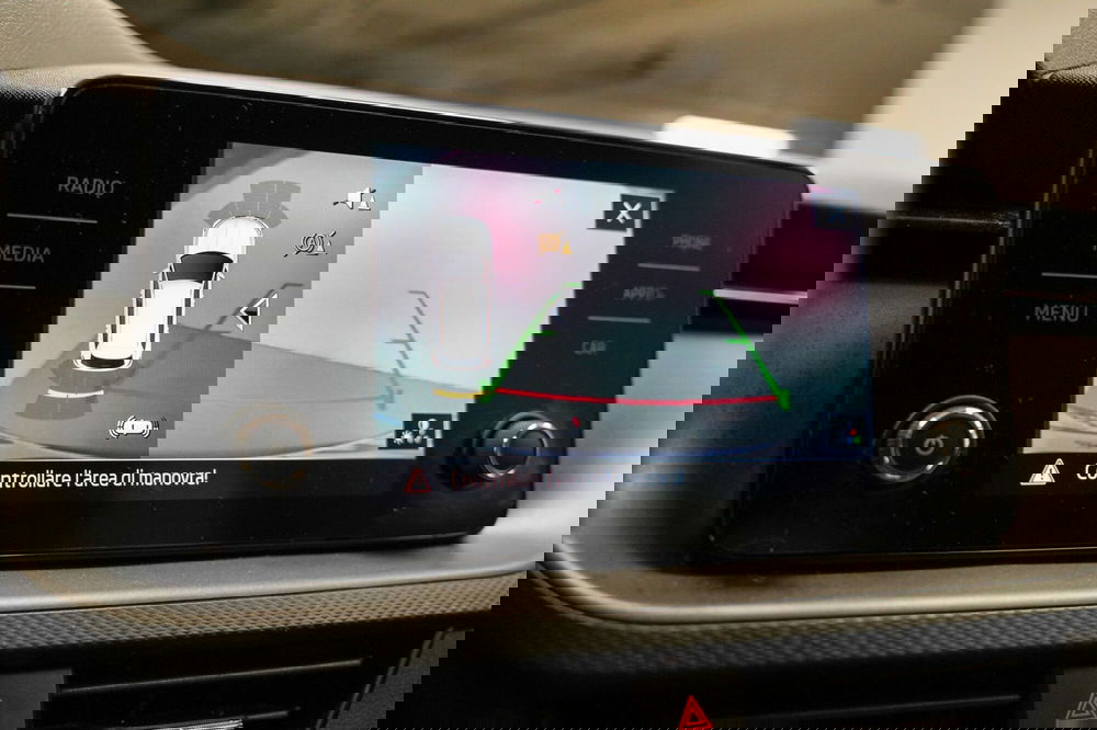 Skoda Kamiq usata a Varese (16)