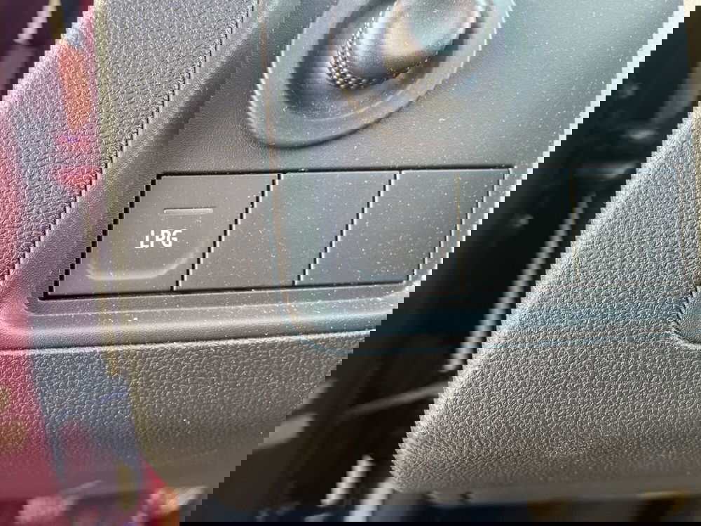 Dacia Duster usata a Roma (9)