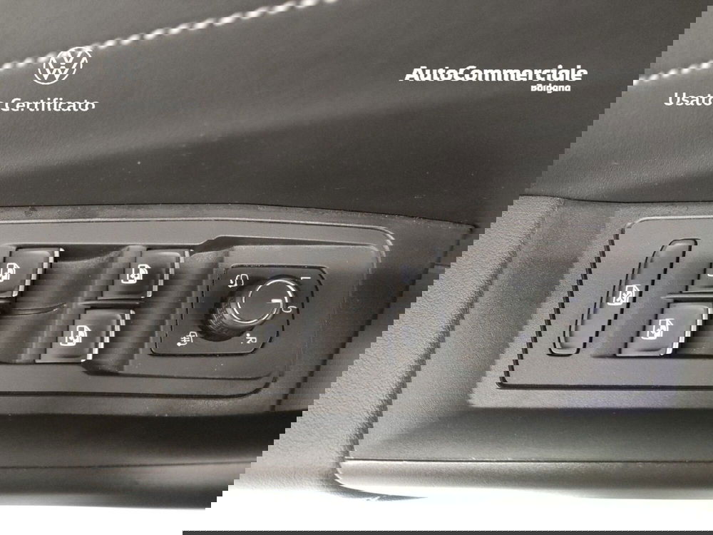 Volkswagen T-Roc usata a Bologna (9)