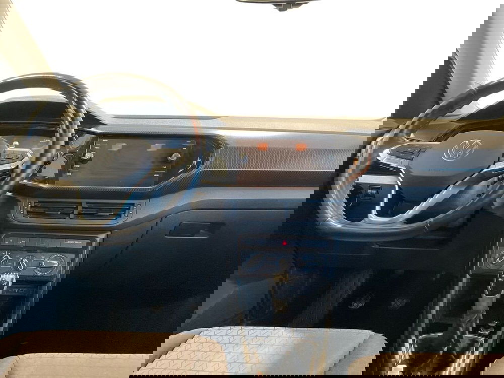 Volkswagen T-Cross usata a Prato (11)