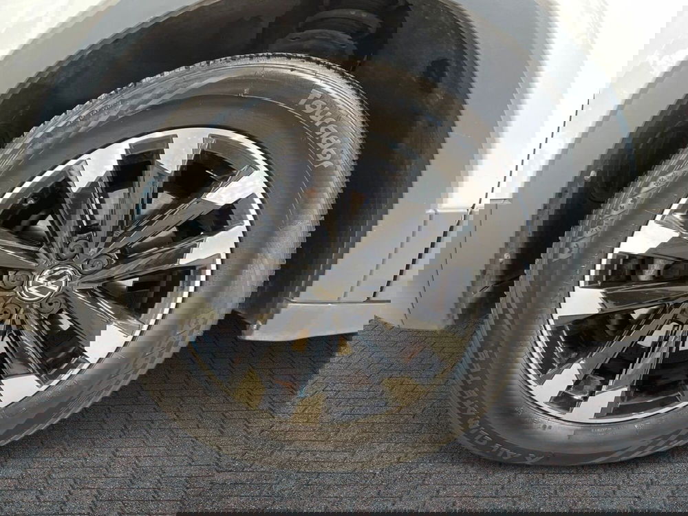 Volkswagen T-Cross usata a Prato (6)