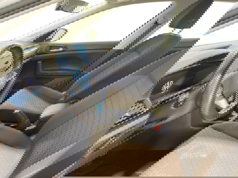 Volkswagen T-Cross usata a Prato (9)