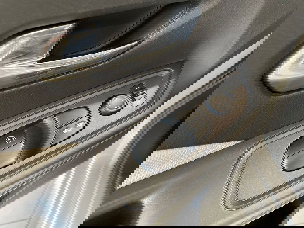 Nissan Micra usata a Pistoia (16)