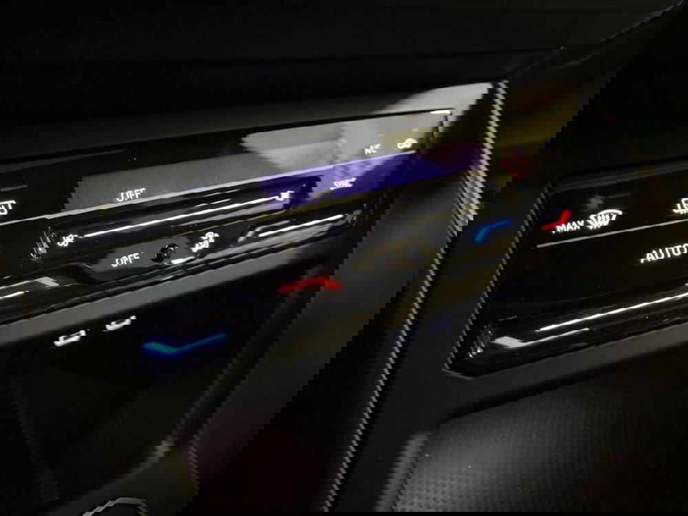 Volkswagen Taigo usata a Prato (15)