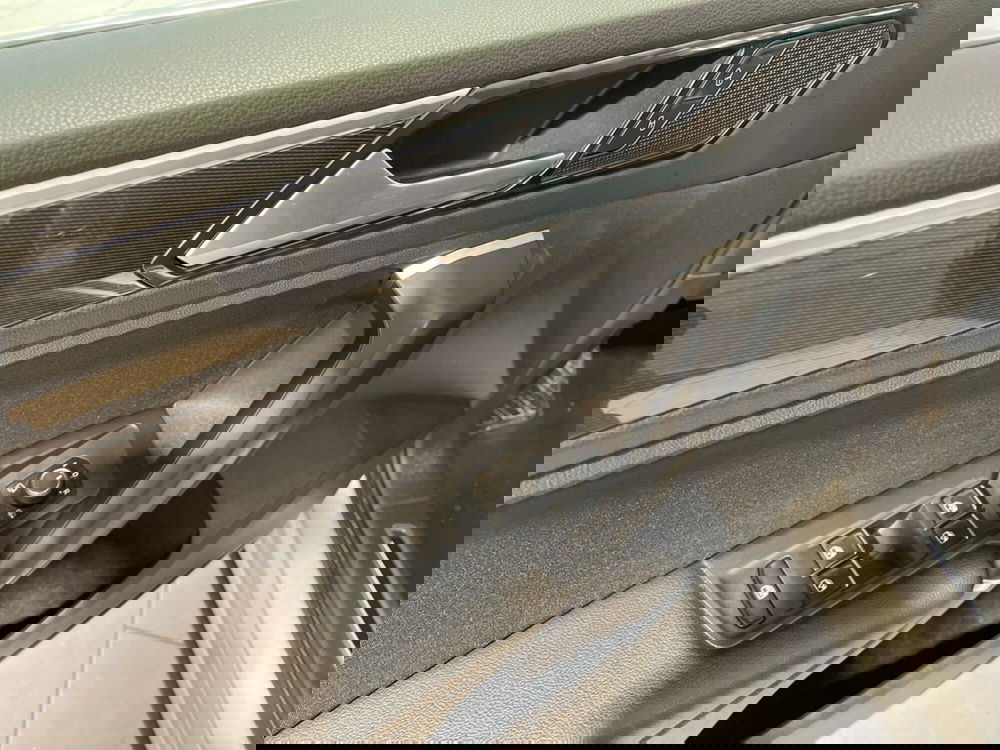 Volkswagen Tiguan usata a Pistoia (18)