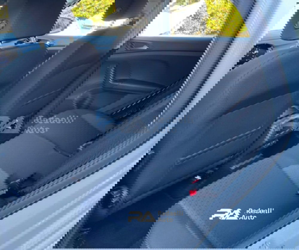 Volkswagen T-Cross usata a Lecco (7)