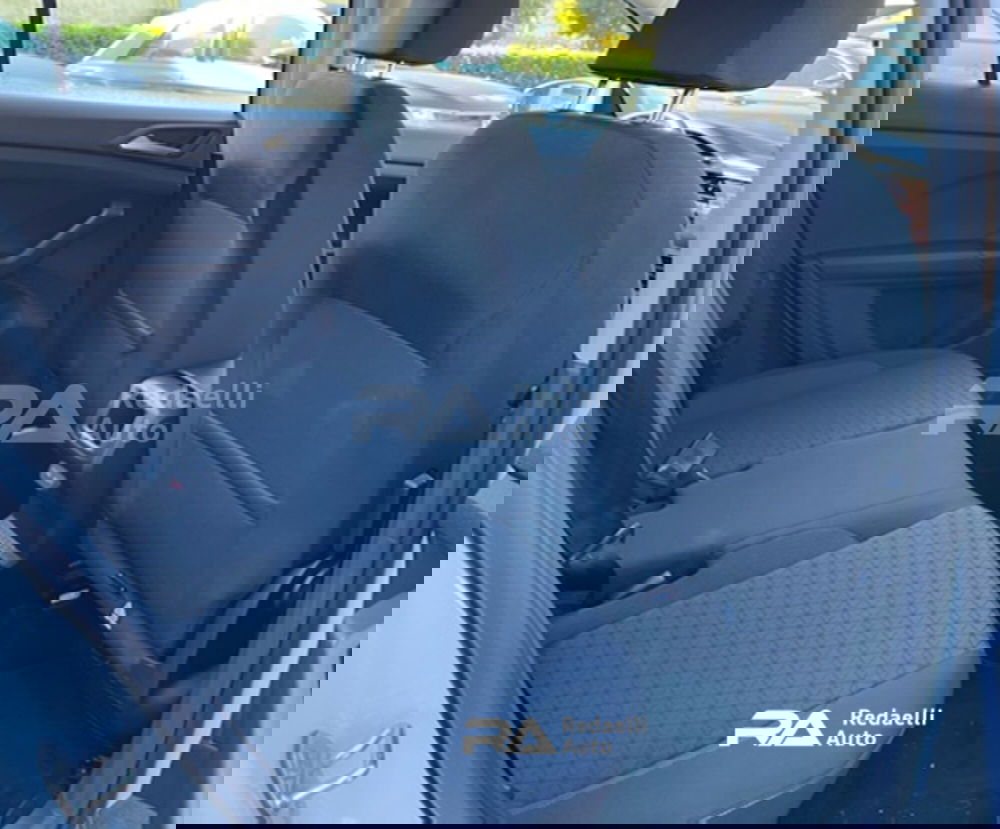 Volkswagen T-Cross usata a Lecco (9)