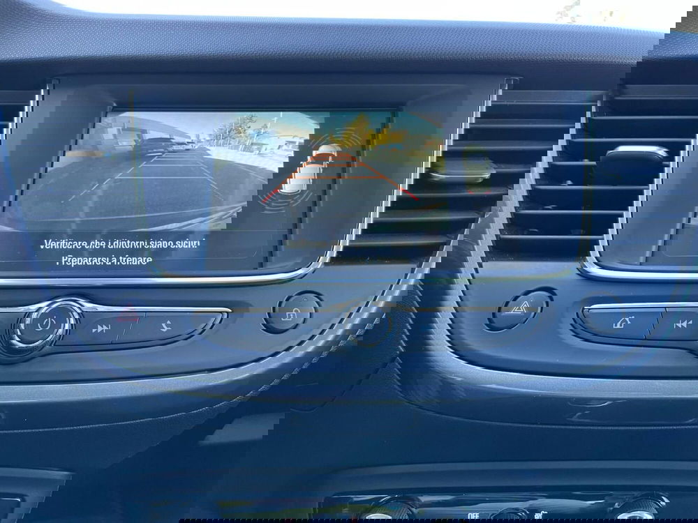 Opel Crossland usata a Ancona (14)