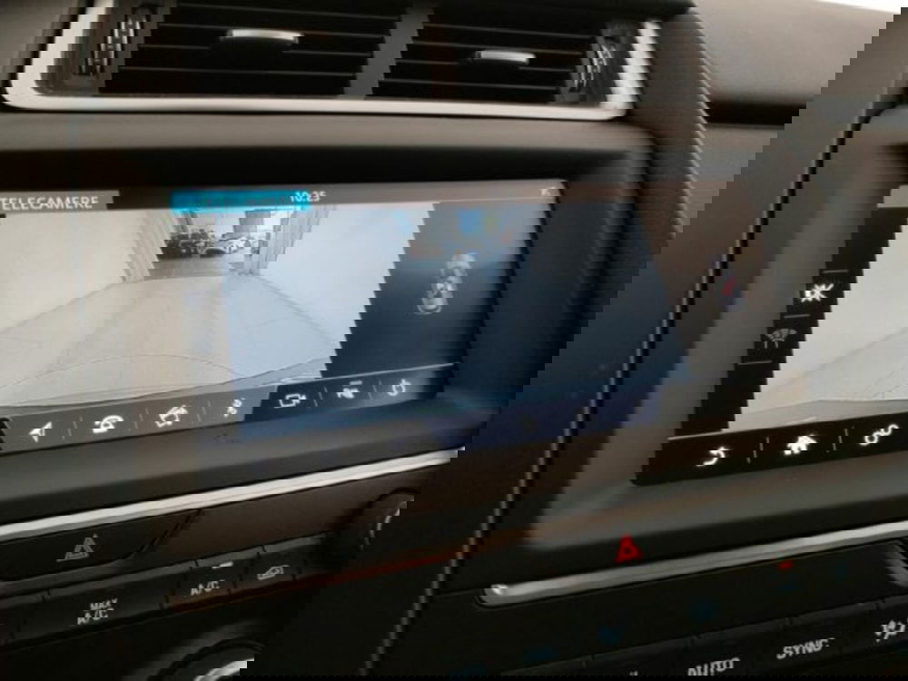 Jaguar E-Pace usata a Modena (19)