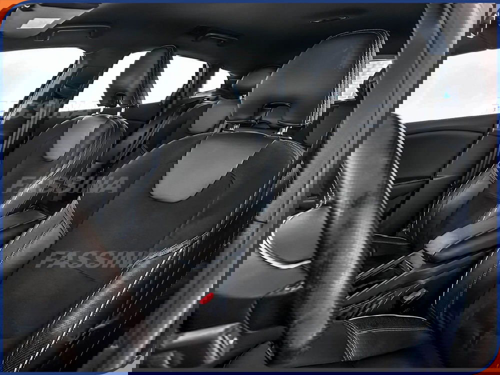 Volvo V40 usata a Milano (8)