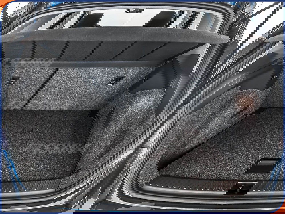 SEAT Arona nuova a Milano (11)