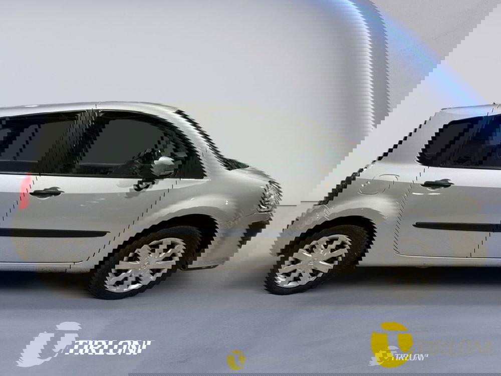 Renault Grand Modus usata a Milano (8)