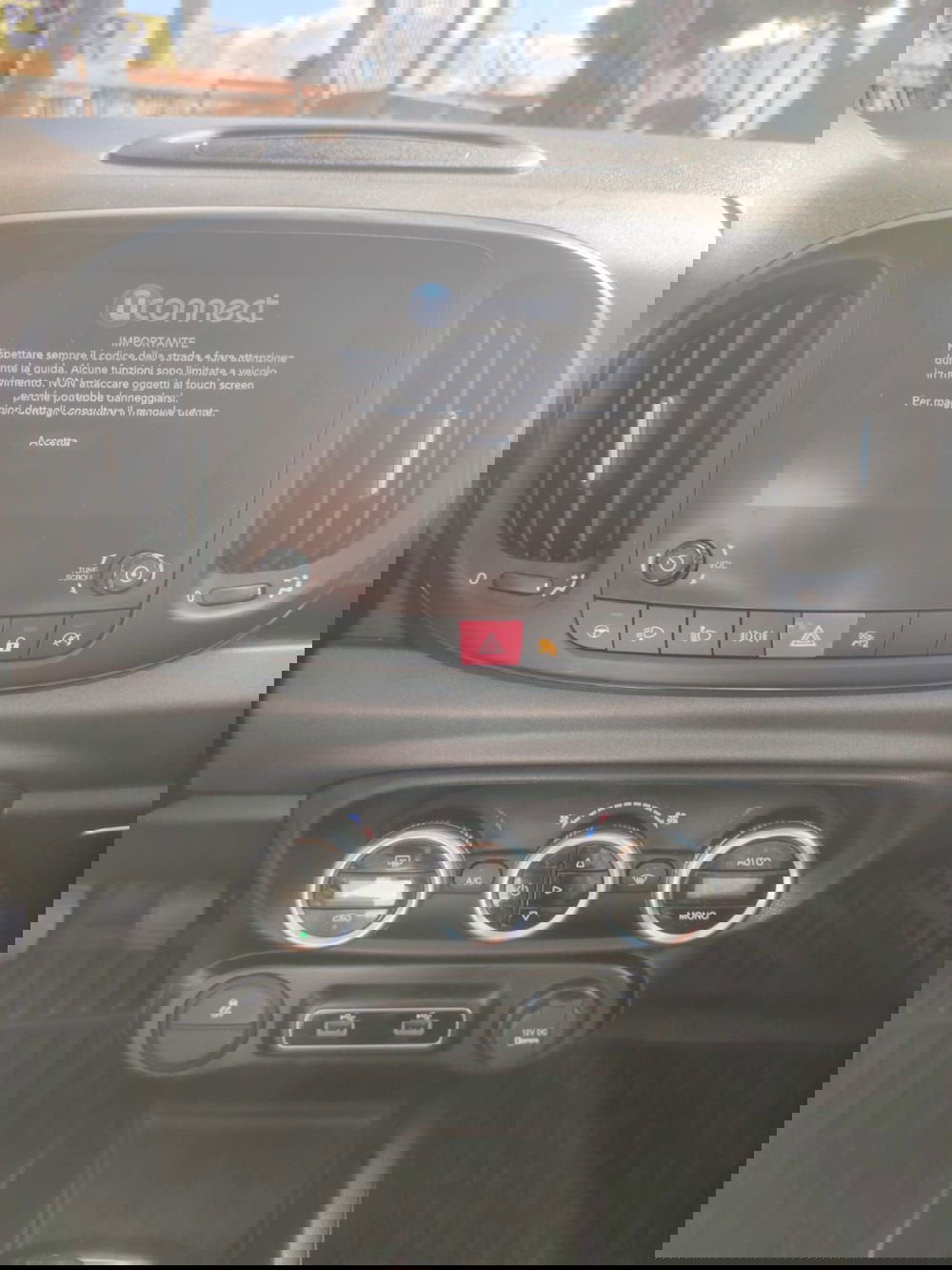 Fiat 500L usata a Massa-Carrara (13)