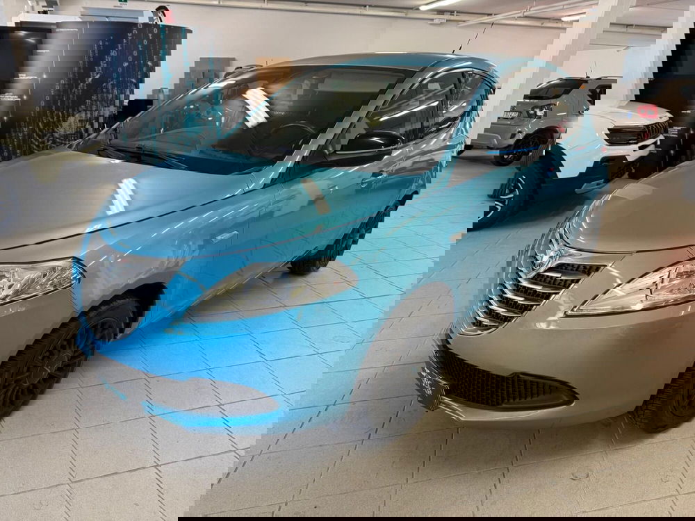 Lancia Ypsilon usata a Arezzo (3)