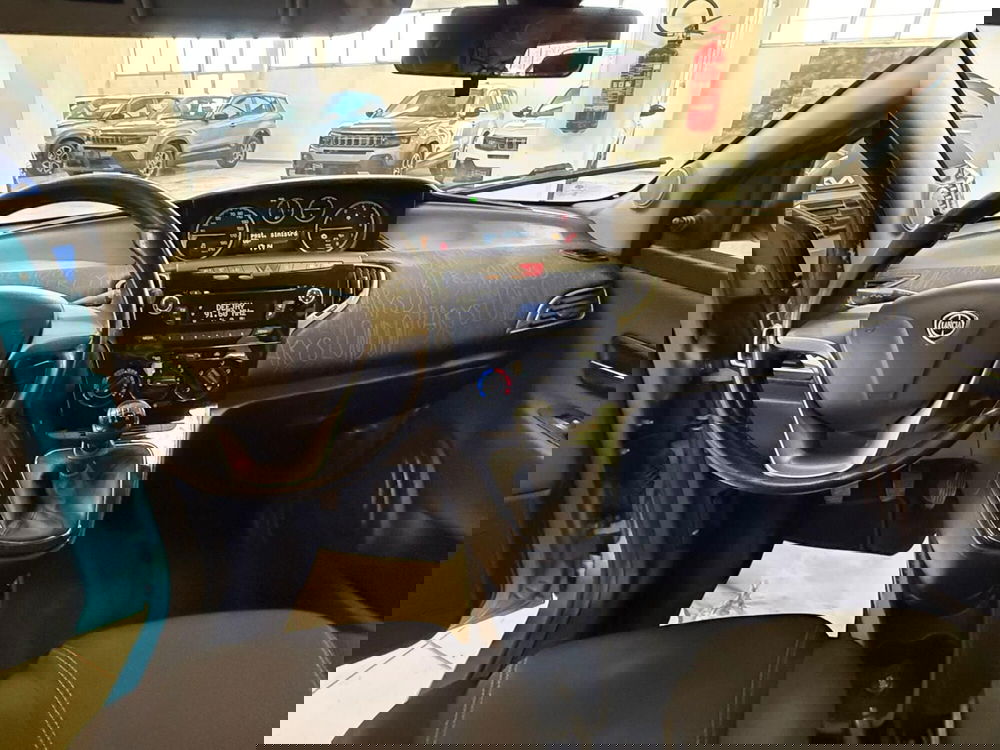 Lancia Ypsilon usata a Arezzo (9)