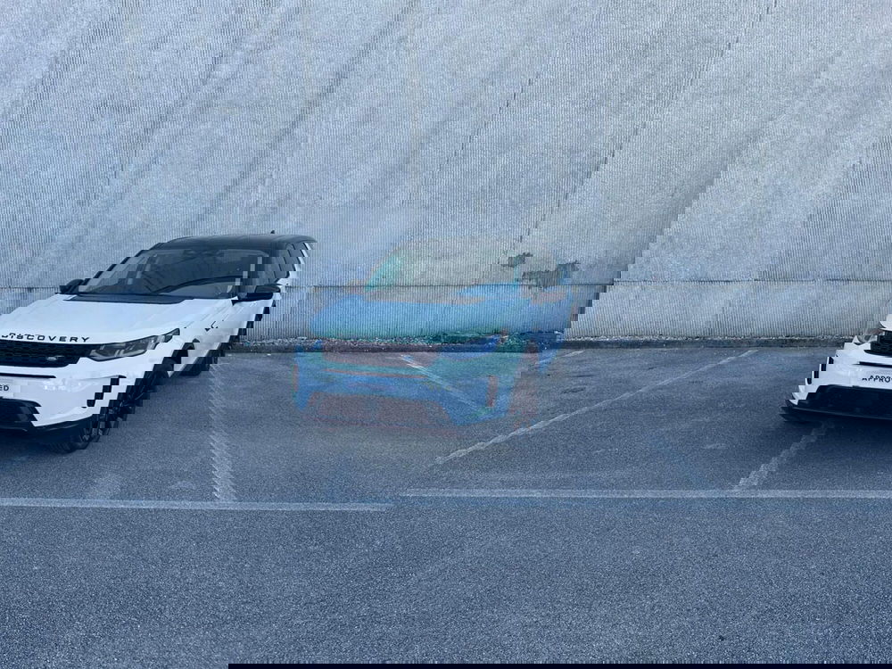 Land Rover Discovery Sport usata a Salerno