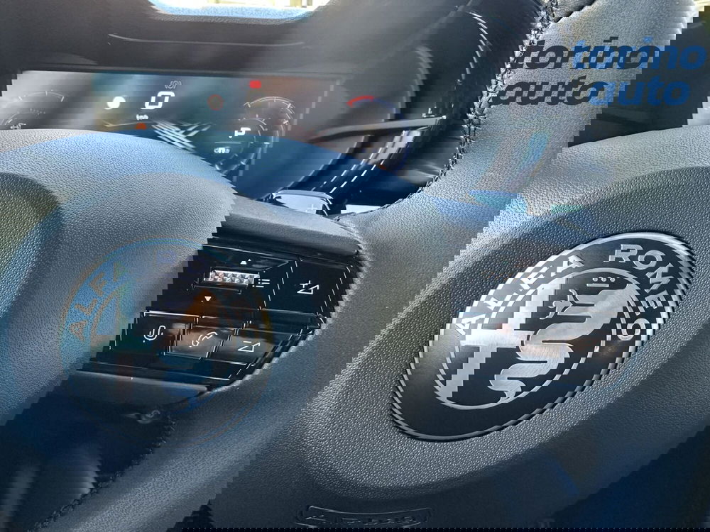 Alfa Romeo Junior nuova a Torino (19)