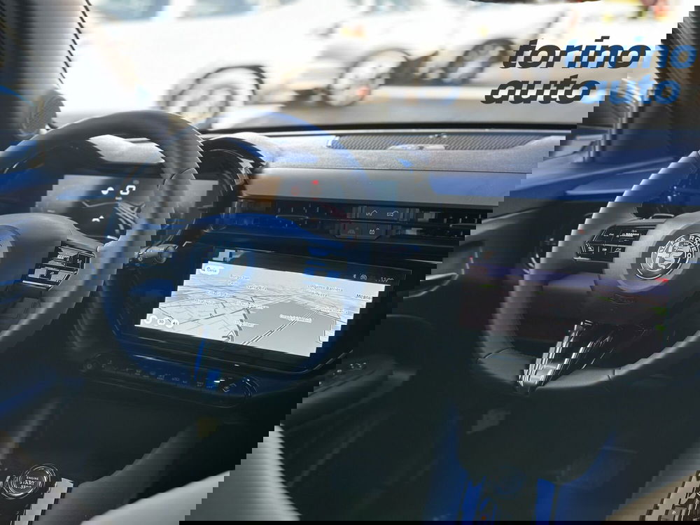 Alfa Romeo Junior nuova a Torino (16)