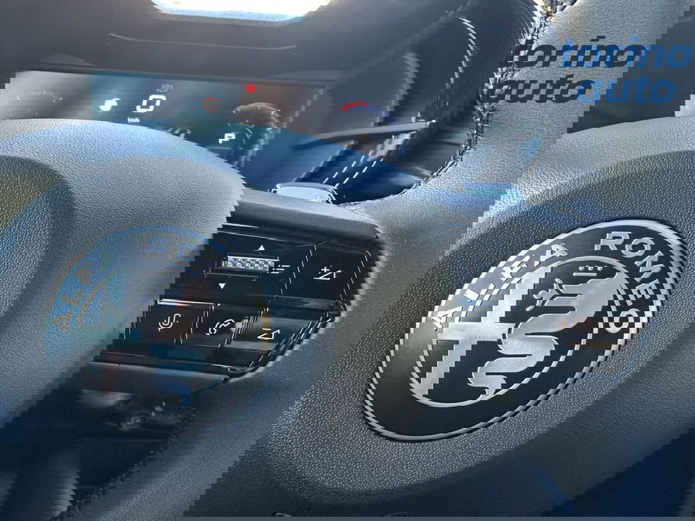 Alfa Romeo Junior nuova a Torino (19)