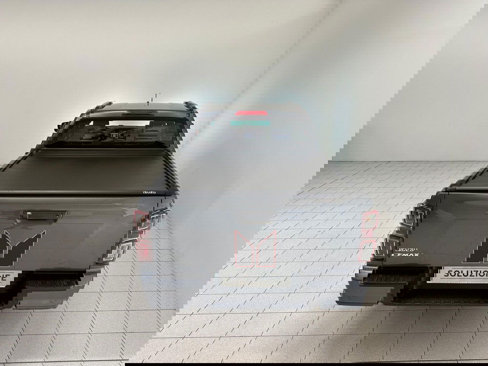 Isuzu D-Max Pick-up usata a Verbano Cusio Ossola (7)