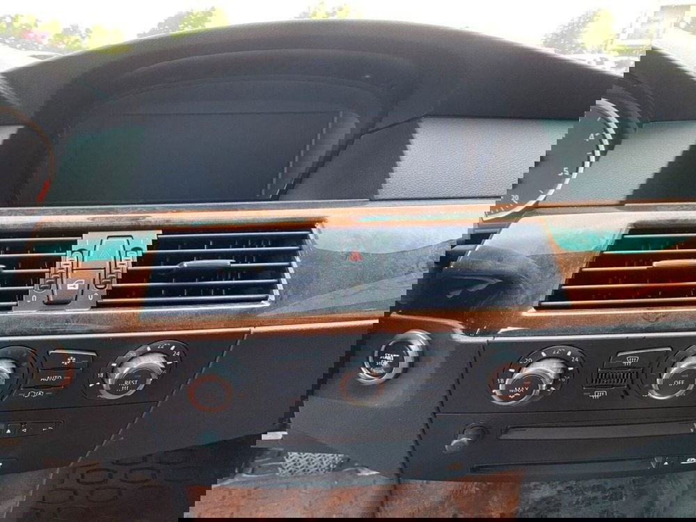 BMW Serie 5 Touring usata a Modena (12)