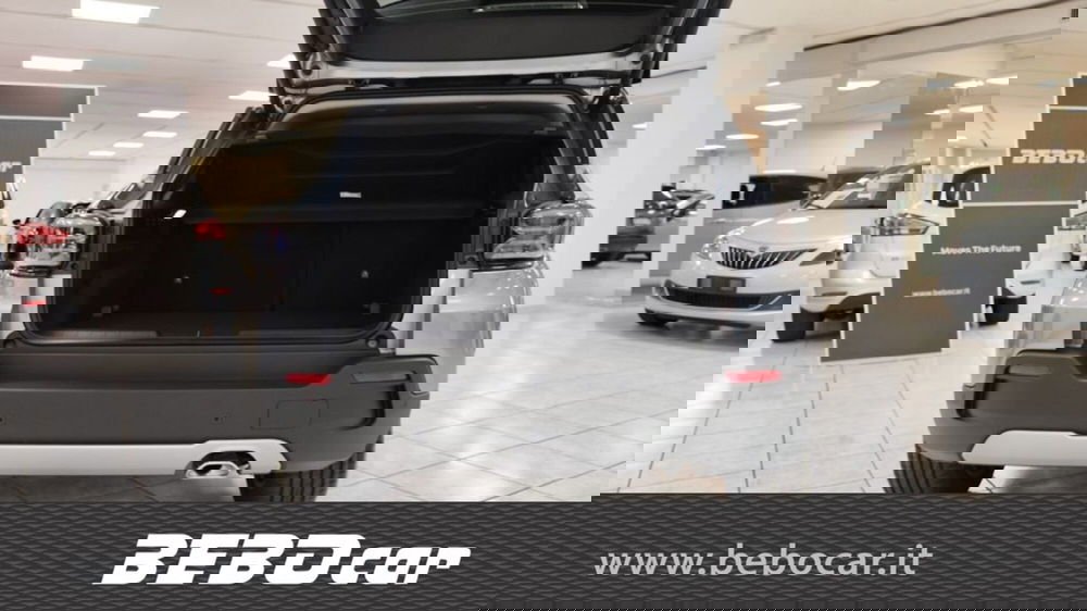 Jeep Avenger nuova a Torino (14)