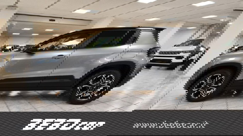 Jeep Avenger nuova a Torino (17)