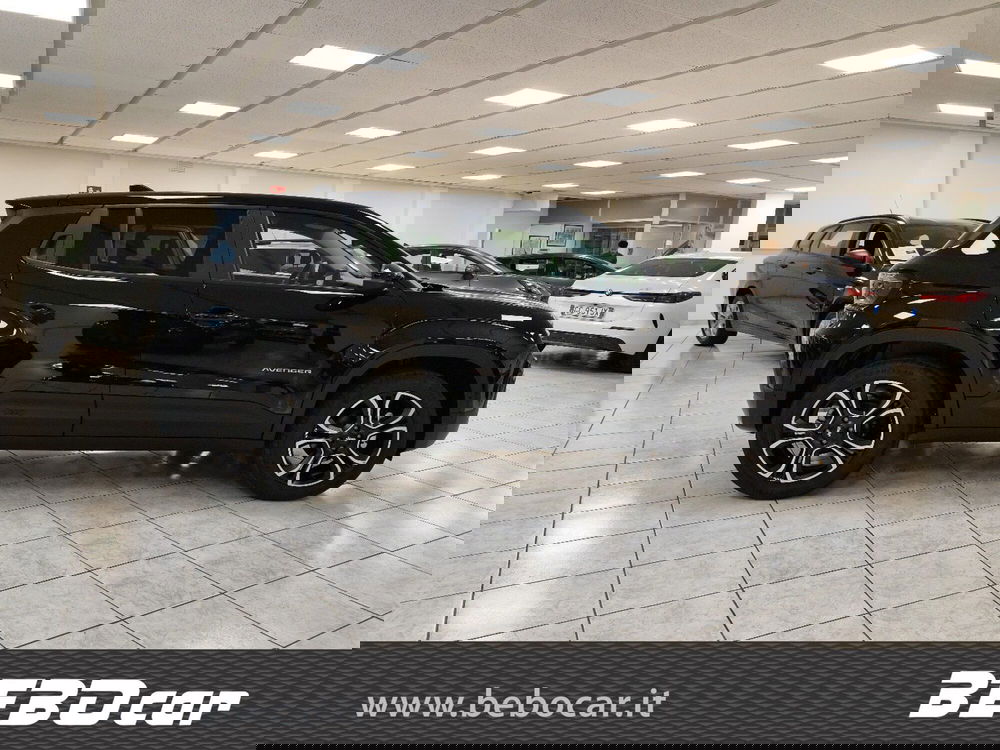 Jeep Avenger nuova a Torino (9)