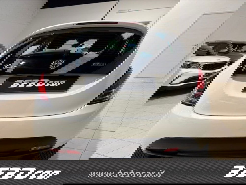 Lancia Ypsilon usata a Torino (5)