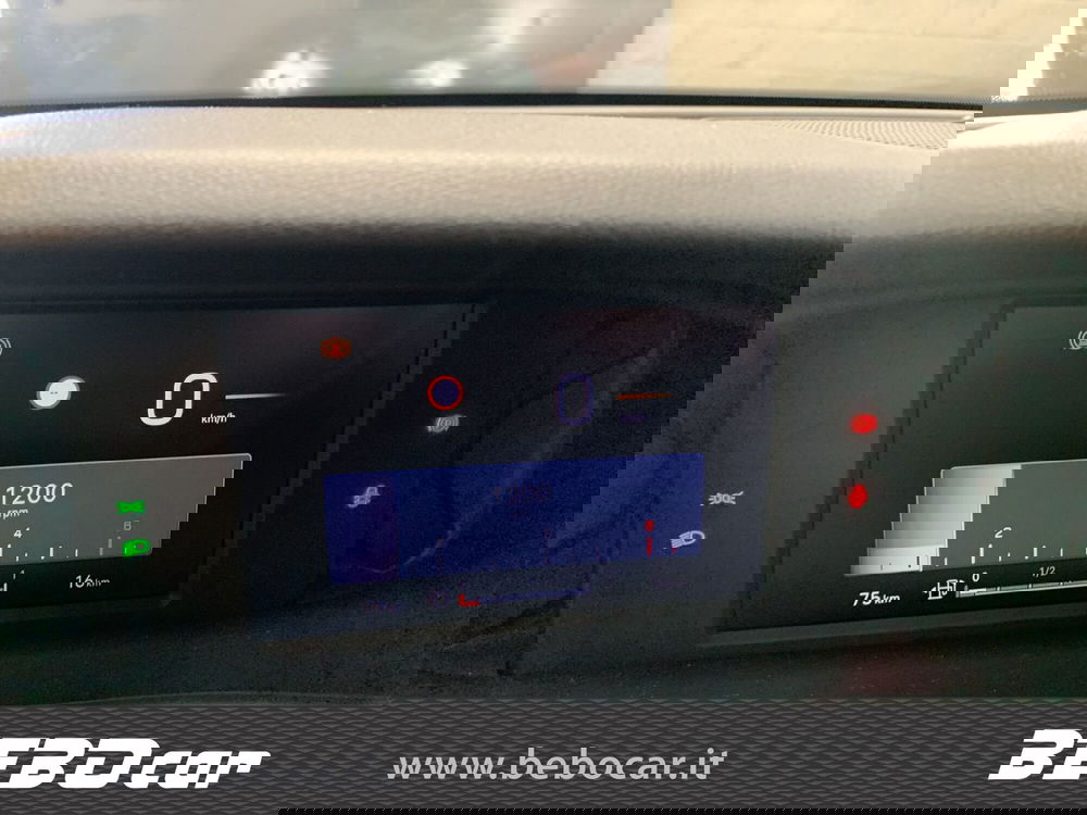 Jeep Avenger nuova a Torino (17)