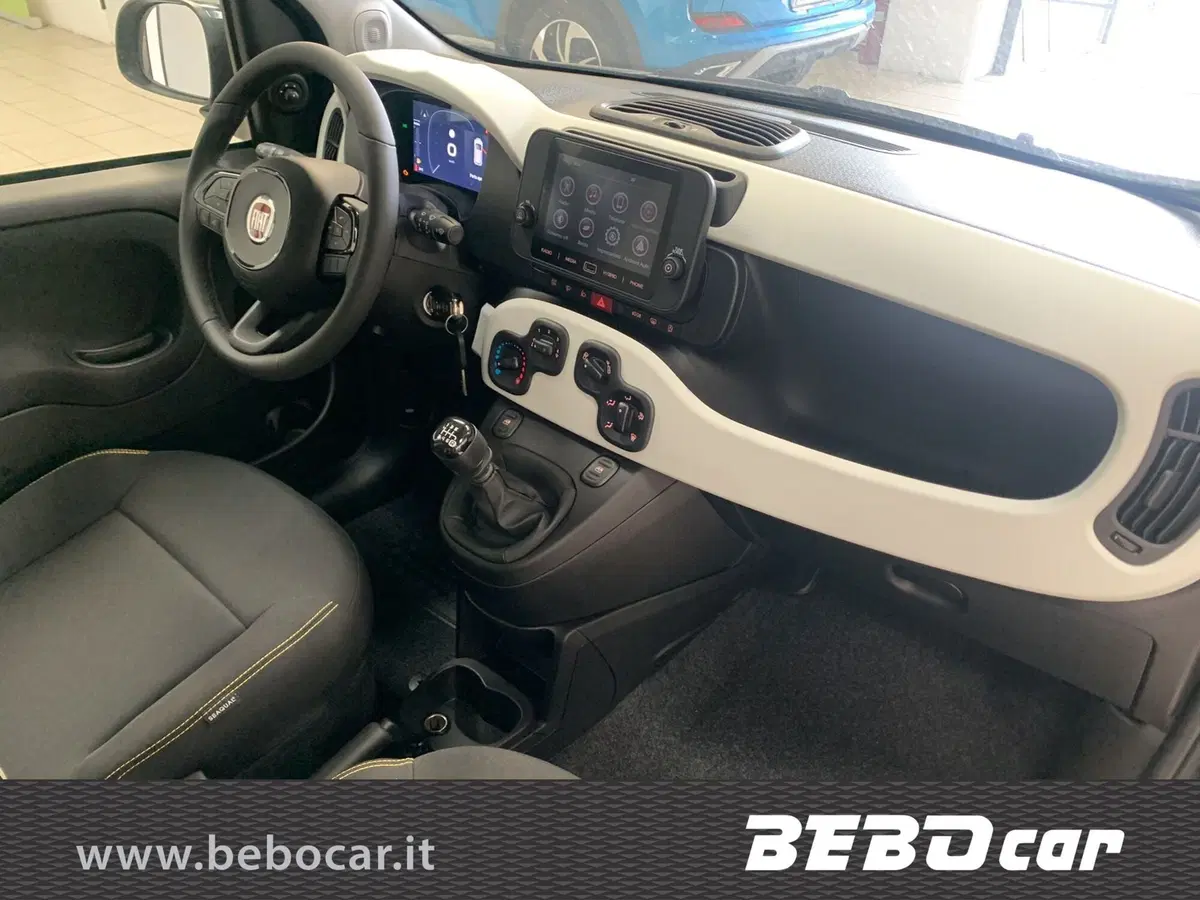 Fiat Panda Cross nuova a Torino (11)