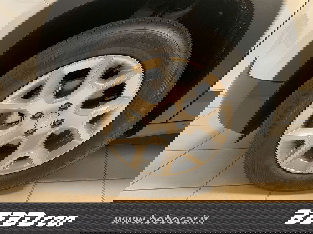 Jeep Avenger nuova a Torino (11)