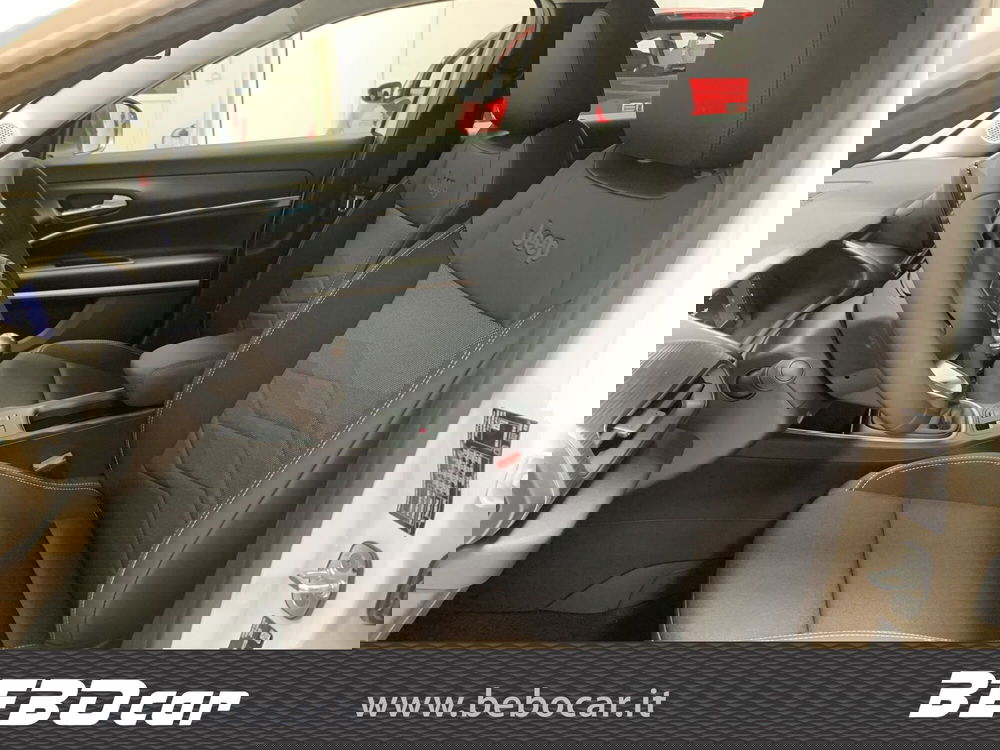 Jeep Avenger nuova a Torino (12)