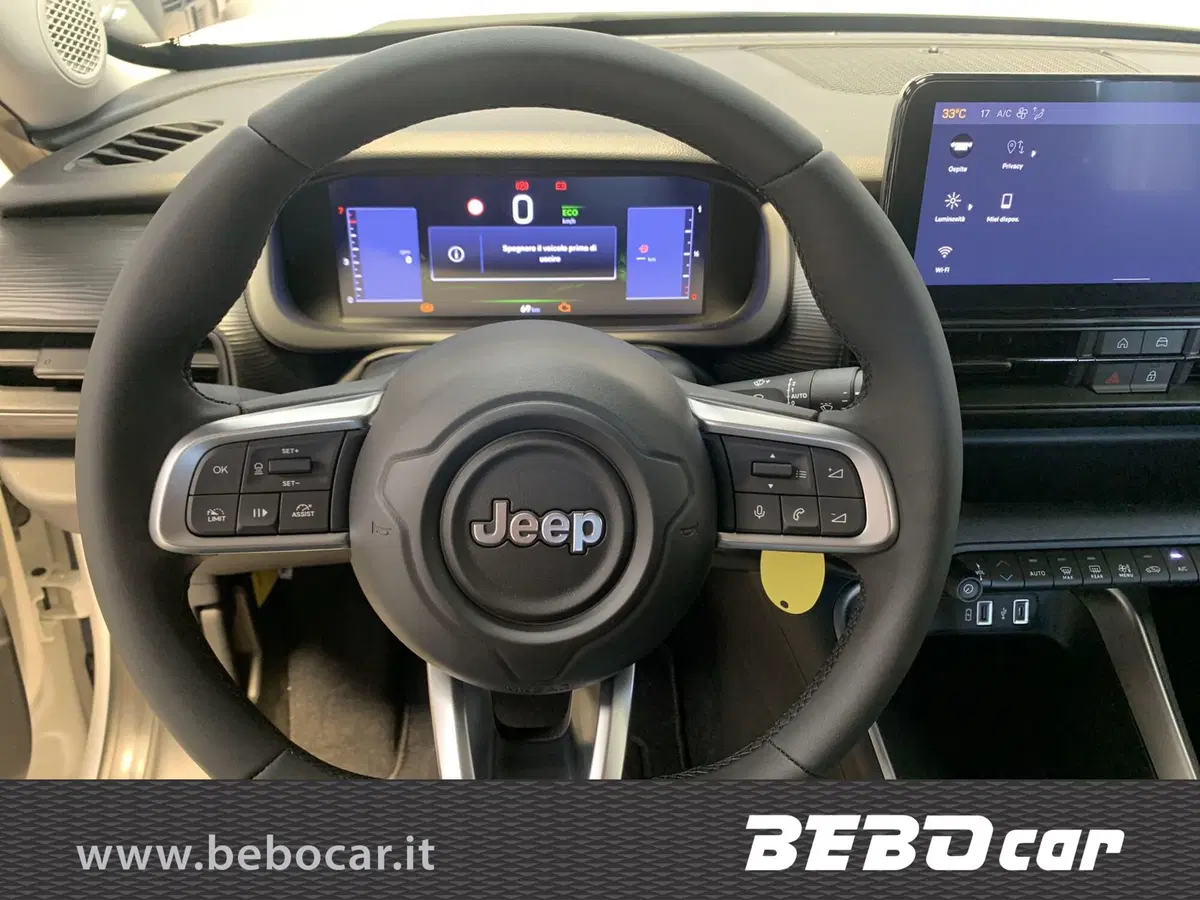 Jeep Avenger nuova a Torino (15)