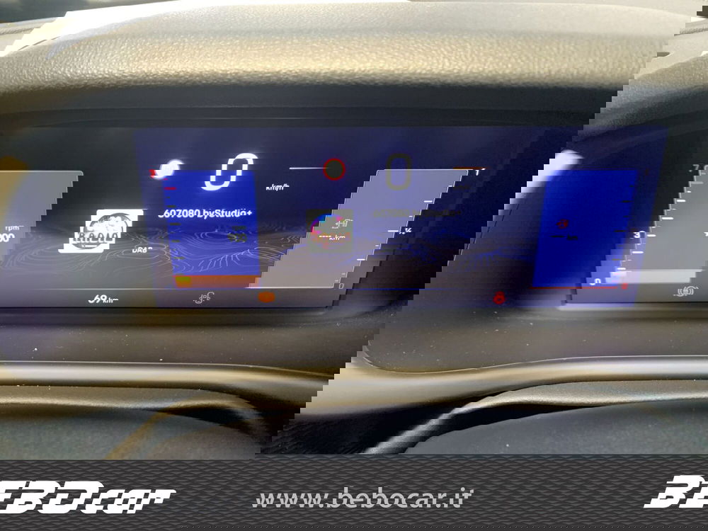 Jeep Avenger nuova a Torino (16)