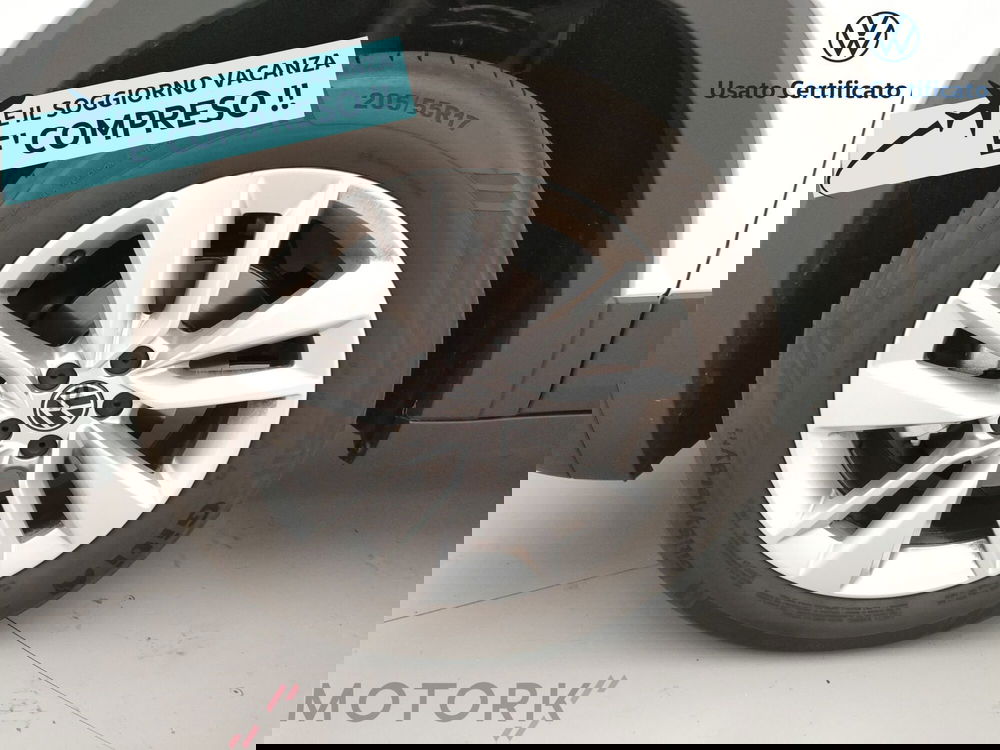 Volkswagen T-Cross nuova a Varese (8)