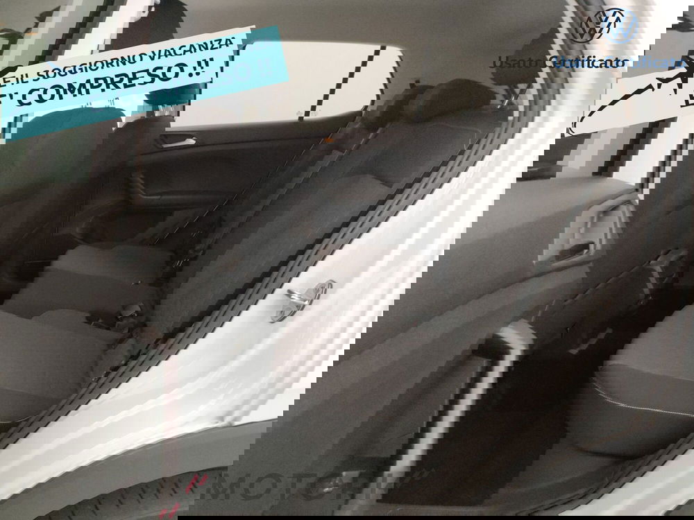 Volkswagen T-Cross nuova a Varese (10)