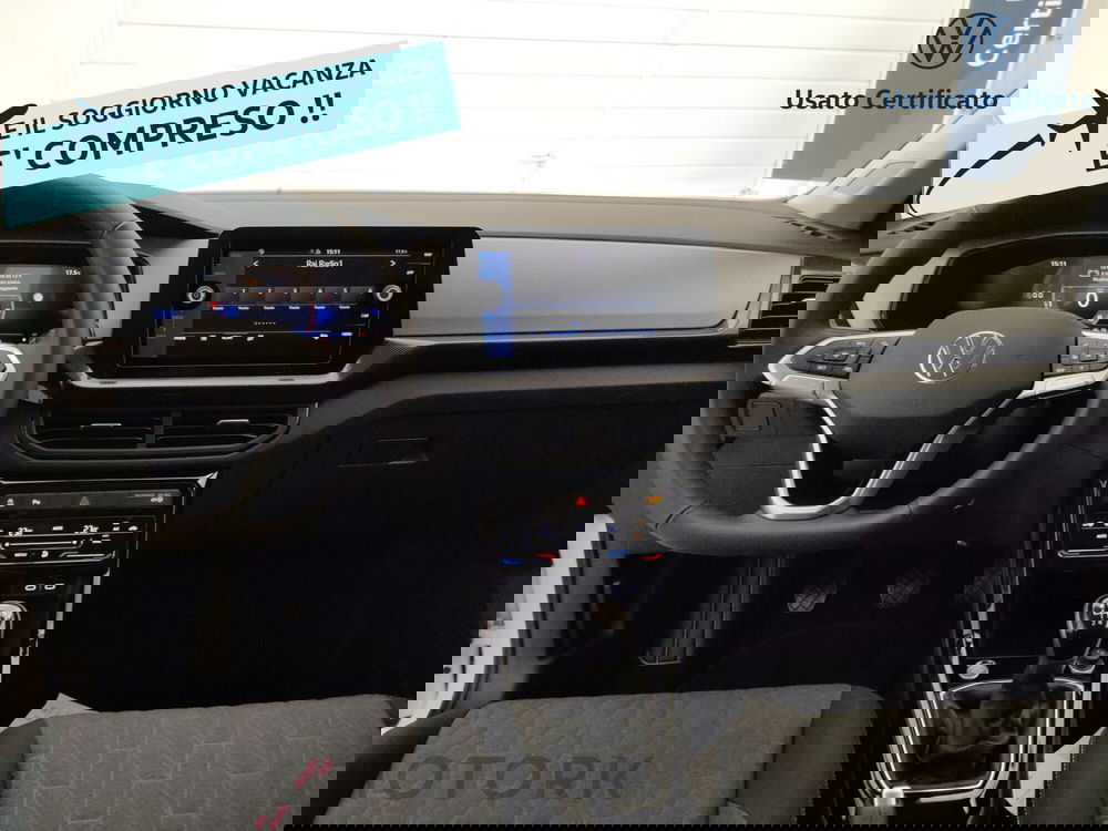 Volkswagen T-Cross nuova a Varese (13)