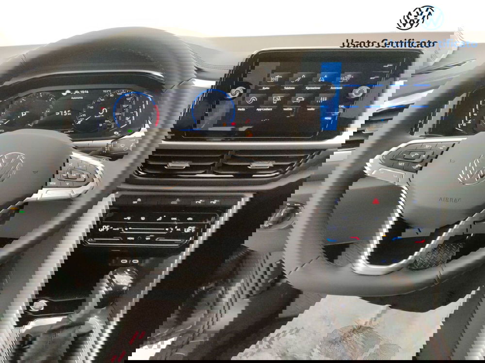 Volkswagen T-Roc nuova a Varese (13)